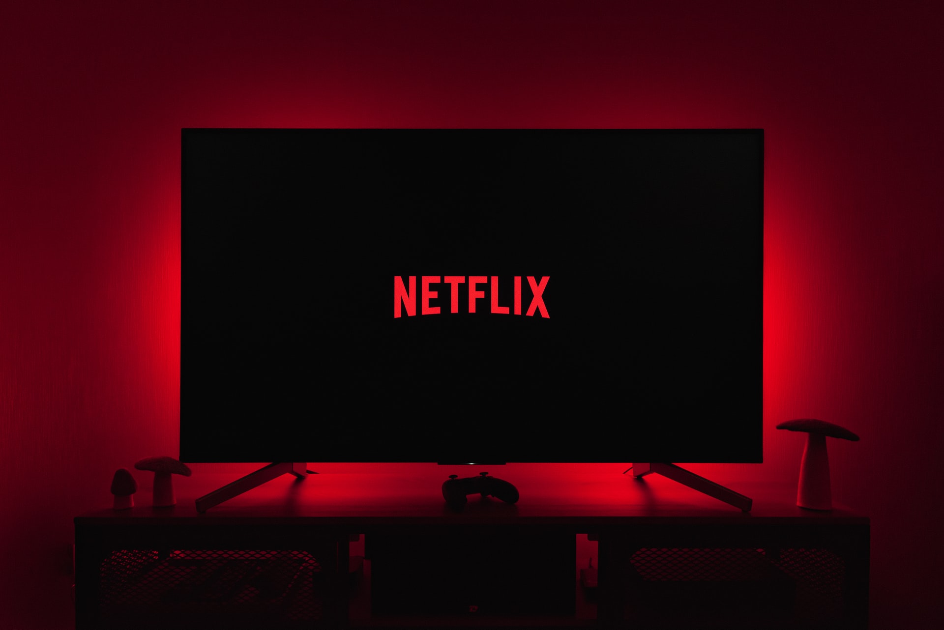 Televisión con el logo de Netflix